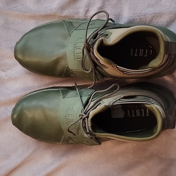 Fenty x Puma The Trainer Hi Sneaker - Women's Size 8.5 - Rare - Green - Picture 2 of 16